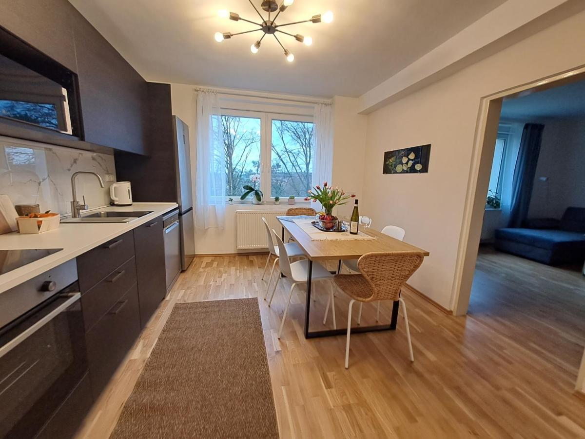 Apartmanovy Dum Se Zahradou V Klidne Casti Prahy Praha Eksteriør bilde